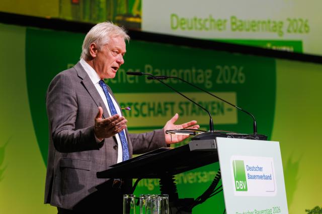 25 June 2026, Baden-Wuerttemberg, Freiburg: Alois Rainer, Germany's Minister of Agriculture, speaks during the German Farmers' Day. Photo: Philipp von Ditfurth/dpa