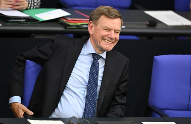 25 June 2026, Berlin: German Foreign Minister Johann Wadephul reacts during a plenary session of the German Bundestag. Photo: Elisa Schu/dpa