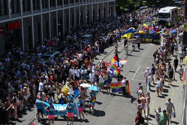 27 June 2026, Bavaria, Munich: Participants take part in the PolitParade at CSD Munich 2026. This year, CSD Munich will take place from June 26 to 28, 2026, as part of Pride Weeks, under the theme "Our Diversity. Our Strength." Photo: Felix Hörhager/dpa