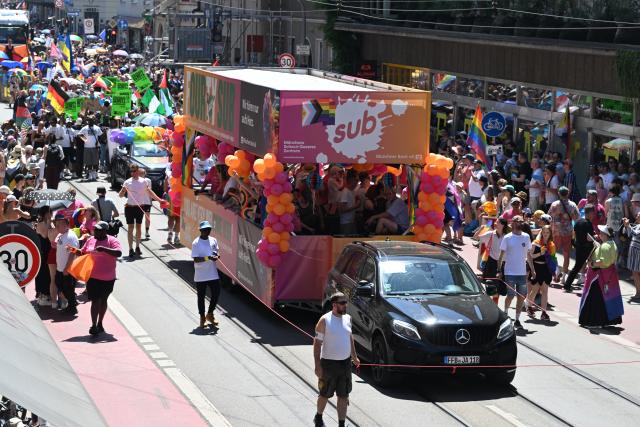 27 June 2026, Bavaria, Munich: Participants take part in the PolitParade at CSD Munich 2026. This year, CSD Munich will take place from June 26 to 28, 2026, as part of Pride Weeks, under the theme "Our Diversity. Our Strength." Photo: Felix Hörhager/dpa