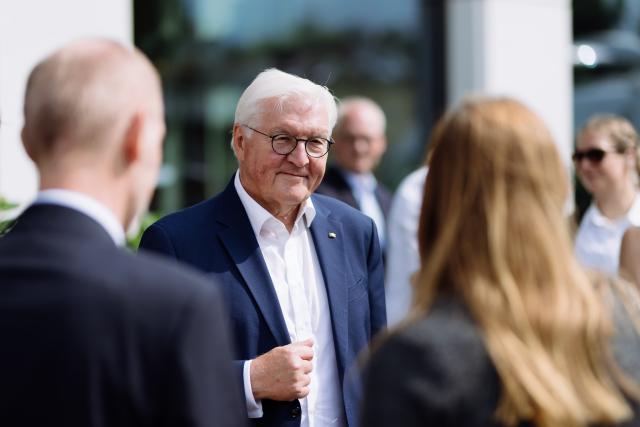 30 June 2026, Baden-Württemberg, Lörrach: German President Frank-Walter Steinmeier speaks with local residents during a discussion on local politics at the City Hall in Loerrach. For three days, Steinmeier will conduct his official duties from this city in the "Three-Country Corner," very close to Switzerland and France, as part of his "Local Time Germany" tour, where he leaves his official residence in Berlin to visit regions outside the major cities in order to engage in conversation with local residents. Photo: Philipp von Ditfurth/dpa