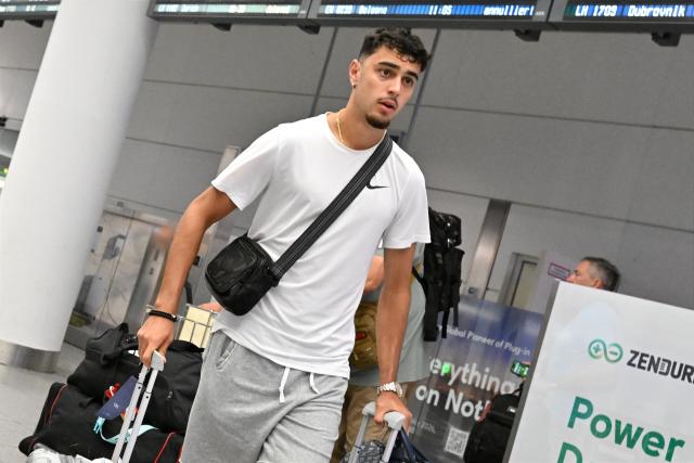 01 July 2026, Bavaria, Munich: Germany's Aleksandar Pavlovic arrives at Munich Airport, after the 2026 FIFA World Cup round of 32 soccer match against Paraguay, that resulted in the elimination of Germany. Photo: Peter Kneffel/dpa