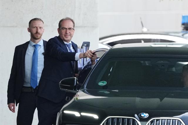 01 July 2026, Berlin: Alexander Dobrindt (R), German Minister of the Interior, arrives at the German Chancellery after the German Cabinet meeting. The coalition committee will meet here this afternoon. Coalition leaders are discussing a major reform package. The agenda includes reforms to income tax and social security, efforts to reduce bureaucracy, and labor market reforms. Photo: Kay Nietfeld/dpa