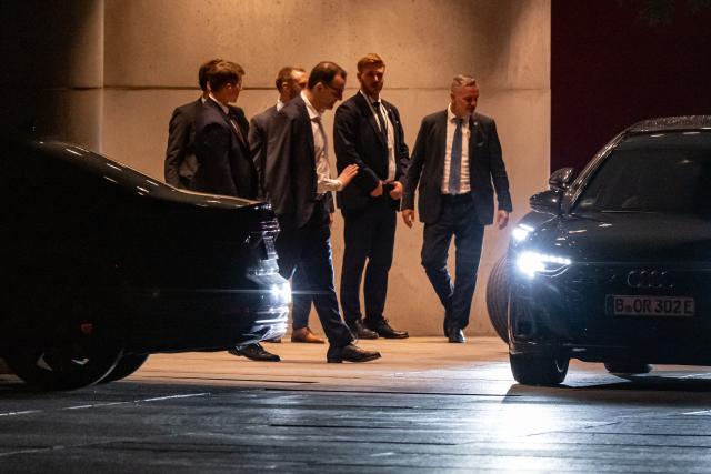01 July 2026, Berlin: n (2nd R), Chairman of the CDU/CSU parliamentary group in the Bundestag, leaves the Federal Chancellery after a coalition committee meeting. The coalition leaders intend to agree on key points for reforms. Photo: Fabian Sommer/dpa
