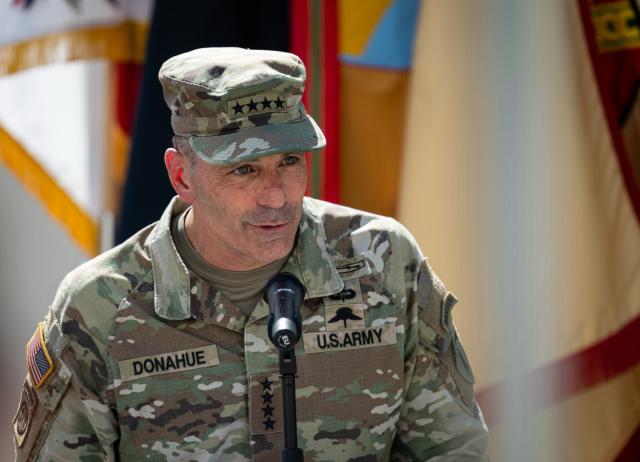 02 July 2026, Hesse, Wiesbaden: General Christopher T. Donahue, former Commander of US Land Forces in Europe and Africa, speaks during his farewell ceremony event. The commander of US forces in Europe and Africa is being honored in Wiesbaden after just 18 months in the post. Photo: Hannes P. Albert/dpa