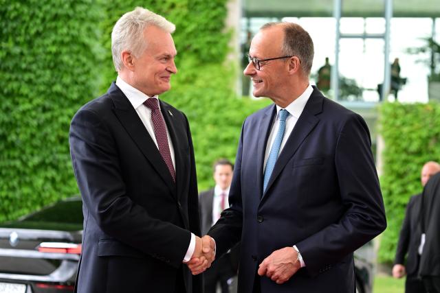 03 July 2026, Berlin: German Chancellor Friedrich Merz welcomes Lithuanian President Gitanas Nauseda, at the German Chancellery, ahead of the Baltic Heads of State and Government meeting on preparations for the NATO summit in Ankara, security and defense policy, and continued support for Ukraine. Photo: Fabian Sommer/dpa