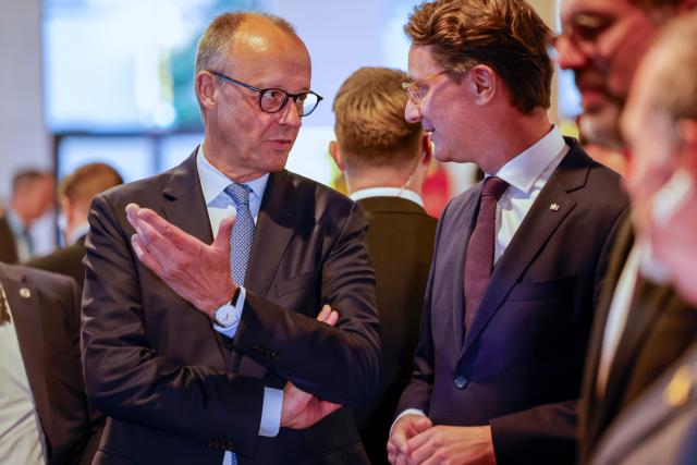 04 July 2026, North Rhine-Westphalia, Duesseldorf: German Chancellor Friedrich Merz and Hendrik Wuest, Minister President of North Rhine-Westphalia attend the Christian Democratic Union (CDU) North Rhine-Westphalia state party convention. Photo: Thomas Banneyer/dpa