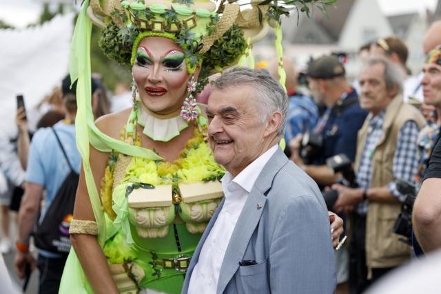 05 July 2026, North Rhine-Westphalia, Cologne: Herbert Reul, Minister of the Interior of North Rhine-Westphalia, takes part in the Christopher Street Day parade. Photo: Thomas Banneyer/dpa