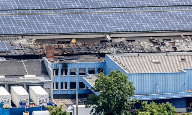06 July 2026, Baden-Wuerttemberg, Stuttgart: A view of the warehouse at the Stuttgart wholesale market that was destroyed by a major fire. Photo: Christoph Schmidt/dpa