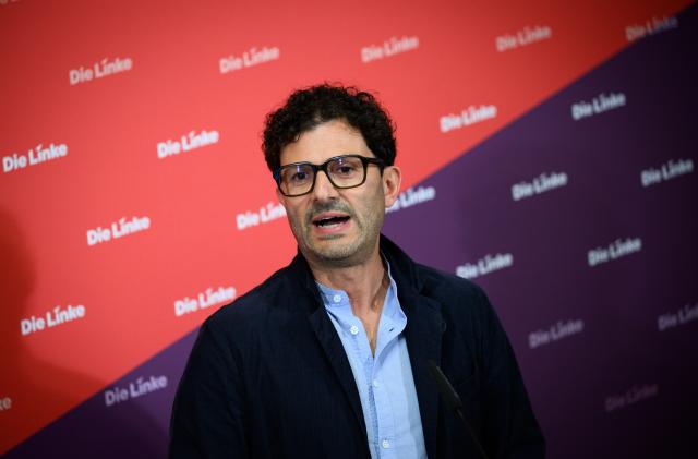 06 July 2026, Berlin: National chairman of the party Die Linke (The Left) Luigi Pantisano speaks at a press conference following the party's committee meetings at the Karl-Liebknecht-Haus on current issues. Photo: Bernd von Jutrczenka/dpa