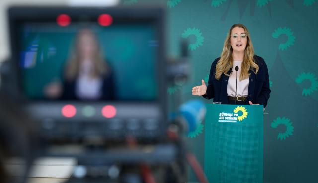 07 July 2026, Berlin: Katharina Droege, chair of the Alliance 90/The Greens (Bündnis 90/Die Grünen) parliamentary group in the Bundestag, comments on current issues ahead of the group's meeting. Photo: Bernd von Jutrczenka/dpa
