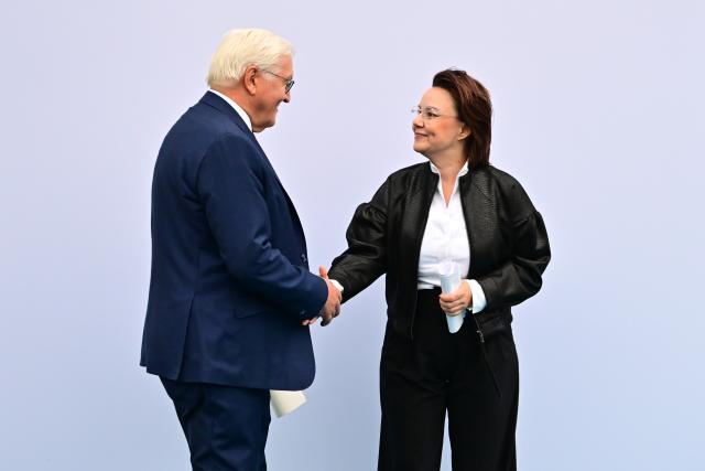 07 July 2026, Berlin: German President Frank-Walter Steinmeier shakes hands with Michelle Muentefering, Executive Director of the Production Alliance attend a celebration hosted by the "Alliance of German Producers-Film & Television" at the German Chancellery. Photo: Sebastian Gollnow/dpa