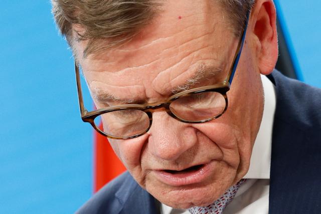 10 July 2026, Berlin: German Minister of Foreign Affairs Johann Wadephul attends a press conference with his Slovenian counterpart Tone Kajzer following their meeting. Photo: Carsten Koall/dpa