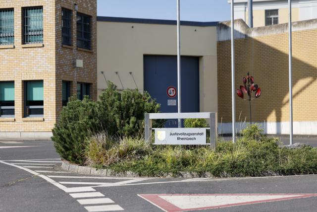 14 July 2026, North Rhine-Westphalia, Rheinbach: A view of the Rheinbach Correctional Facility in Rheinbach. Police searched rooms at the prison as well as apartments in North Rhine-Westphalia and Rhineland-Palatinate as part of an operation. Photo: Thomas Banneyer/dpa