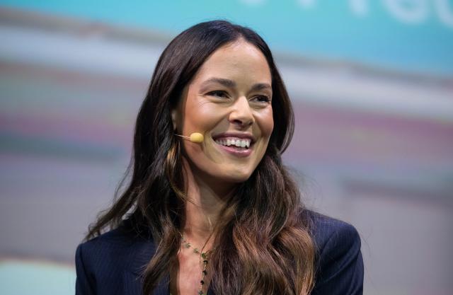 FILED - 26 September 2022, Bayern, Munich: FILE PHOTO - Serbian former tennis player Ana Ivanovic is on stage at the Bits & Pretzels startup and investor conference. Photo: Sven Hoppe/dpa