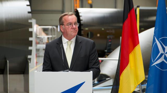 22 July 2026, NA, Ottobrunn: German Defense Minister Boris Pistorius speaks at a press conference during his visit to Isar Aerospace. Pistorius tours the production facilities and observes the development and manufacturing of the Spectrum launch vehicle. Photo: Michael Faulhaber/dpa
