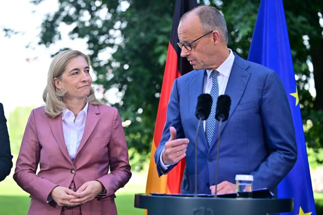 24 July 2026, Berlin: German Chancellor Friedrich Merz (R) speaks alongside former Health Minister Nina Warken during a press conference at the Chancellery in Berlin, to discuss personnel changes in the government and the the Christian Democratic Union (CDU). Photo: Sebastian Gollnow/dpa