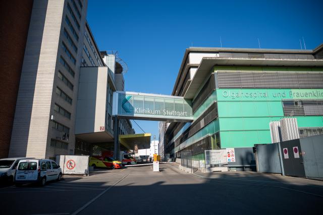 24 July 2026, Baden-Wuerttemberg, Stuttgart: A view of Stuttgart University Hospital in Stuttgart. Following the life-threatening attack on a woman at her workplace in a shopping centre, the suspect is due to appear before a magistrate. Photo: Enrique Kaczor/dpa