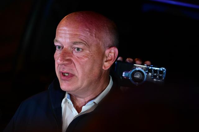 26 July 2026, Berlin: Kai Wegner, Governing Mayor, speaks with journalists following the cancellation of Christopher Street Day (CSD). After a car struck and injured several people on the sidelines of Christopher Street Day in Berlin, police are searching for suspects. According to police, at least one person was killed in the incident on the outskirts of the event. Police spokesman Nath said 14 other people are currently being treated for injuries. Photo: Fabian Sommer/dpa