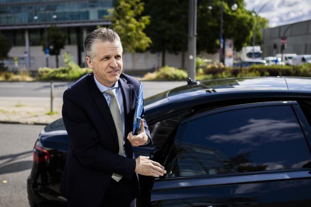 27 July 2026, Berlin: Thorsten Frei, the designated chairman of the CDU/CSU parliamentary group in the Bundestag and former head of the Federal Chancellery and Federal Minister for Special Tasks, arrives at the CDU federal headquarters (Konrad-Adenauer-Haus). Photo: Christoph Soeder/dpa