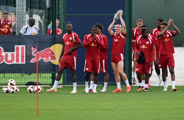27 July 2026, Saxony, Leipzig: Leipzig players take part in a training session. Photo: Hendrik Schmidt/dpa