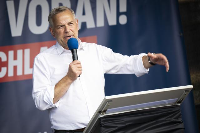 01 August 2026, Mecklenburg-Western Pomerania, Schwerin: Leif-Erik Holm, chairman of the Alternative for Germany (AfD) in Mecklenburg-Western Pomerania, gives a speech during a protest to mark "German Youth Day". Photo: Philip Dulian/dpa