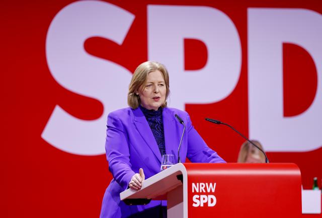 FILED - 13 June 2026, North Rhine-Westphalia, Duesseldorf: FILE PHOTO - Baerbel Bas, German Minister of Labor and Social Affairs, speaks at the Social Democra
tic Party (SPD) state delegates' conference in North Rhine-Westphalia. Photo: Thomas Banneyer/dpa