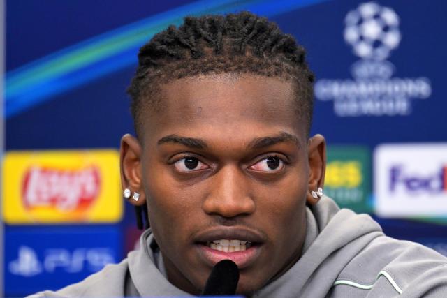 FILED - 30 September 2024, North Rhine-Westphalia, Leverkusen: File Photo - AC Milan's Rafael Leao takes part in a press conference ahead of Tuesday's UEFA Champions League soccer match against Bayer Leverkusen. Photo: Federico Gambarini/dpa