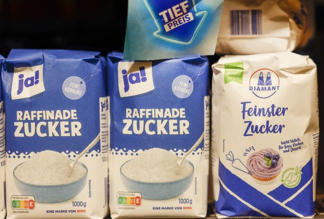 FILED - 12 May 2026, North Rhine-Westphalia, Cologne: FILE PHOTO - Sugar from the Diamant brand company and Rewe's own brand Ja! are on the same shelf in a Rewe store. Photo: Thomas Banneyer/dpa