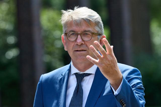 FILED - 14 July 2026, Hamburg: FILE PHOTO - Minister of State for Culture Wolfram Weimer (independent) speaks in front of Chapel 13 at Ohlsdorf Cemetery. Photo: Georg Wendt/dpa
