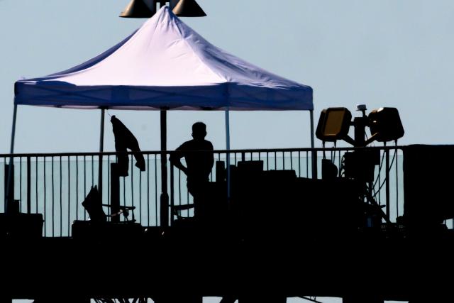 08 August 2026, Saxony, Schkeuditz: Police have set up a guard post equipped with a special radar on the observation deck of the old tower at Leipzig/Halle Airport. An investigation is underway following a drone incident early Wednesday morning. According to security sources, the drone, which was reportedly equipped for an attack, was seized near a Ukrainian transport aircraft. Photo: Hendrik Schmidt/dpa
