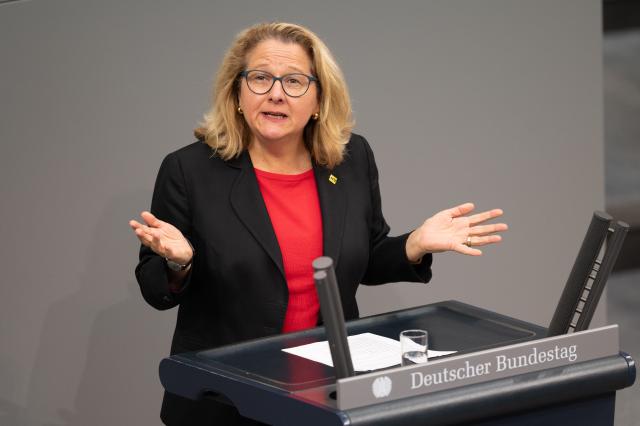 FILED - 28 November 2025, Berlin: FILE PHOTO - Member of the German Bundestag Svenja Schulze (SPD) speaks in the debate on the federal budget in the Bundestag. Photo: Markus Lenhardt/dpa