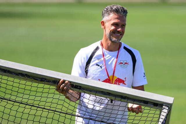 11 August 2026, Saxony, Leipzig: RB Leipzig Head Coach Martin Demichelis leads a training session in preparation for the German Bundesliga. Photo: Hendrik Schmidt/dpa