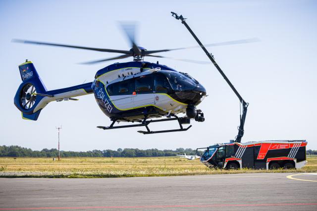 12 August 2026, Lower Saxony, Langenhagen: A new Airbus Helicopters H145 police helicopter lands on the grounds of Hannover-Langenhagen Airport. Photo: Moritz Frankenberg/dpa