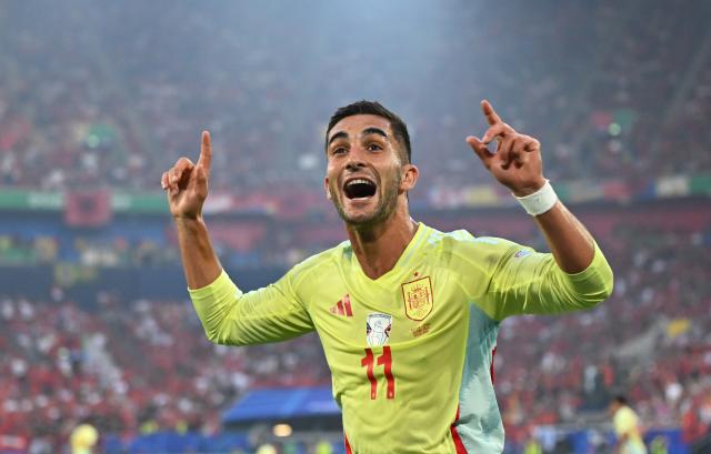 FILED - 24 June 2024, North Rhine-Westphalia, Duesseldorf: FILE PHOTO - Spain's Ferran Torres celebrates scoring his side's first goal during the UEFA Euro 2024 group B soccer match between Albania and Spain at Duesseldorf Arena. Photo: Marius Becker/dpa