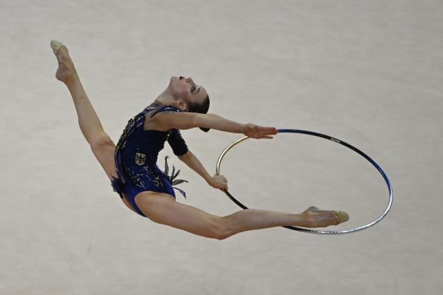 14 August 2026, Hesse, Frankfurt/M.: Darja Varfolomeev competes in the women's individual all-around final at the Rhythmic Gymnastics World Championships. Photo: Marijan Murat/dpa