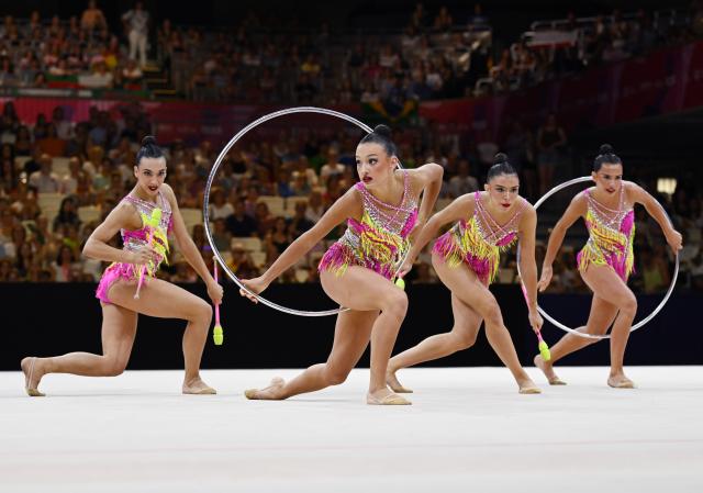 15 August 2026, Hesse, Frankfurt/M.: Spanish team performs during the Women's Group All-Around Final of the Rhythmic Gymnastics World Championships in Frankfurt. Photo: Marijan Murat/dpa