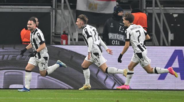 FILED - 30 November 2023, Hesse, Frankfurt/Main: FILE PHOTO - PAOK Saloniki's Andrija Zivkovic (L) celebrates scoring his side's second goal with teammates Brandon Thomas Llamas (C) and Giannis Konstantelias during the UEFA Europa Conference League group G soccer match between Eintracht Frankfurt and PAOK Thessaloniki at Deutsche Bank Park. Photo: Arne Dedert/dpa