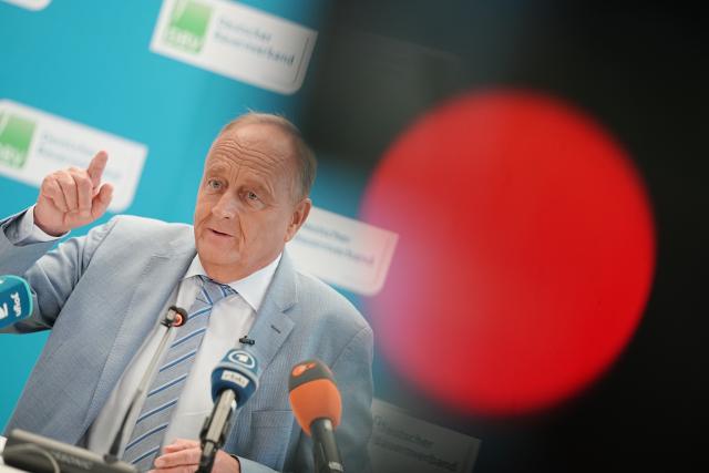 18 August 2026, Berlin: Joachim Rukwied, president of the German Farmers' Association, holds a press conference on the 2026 harvest report. Photo: Kay Nietfeld/dpa