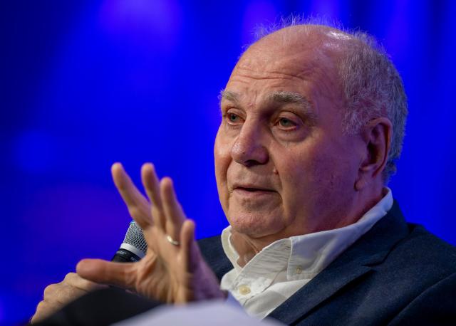 FILED - 01 December 2025, Bavaria, Munich: FILE PHOTO - Bayern Munich honorary president Uli Hoeness participates in the panel discussion "How Soccer Remains the King of Business" at the Sport Marke Medien Congress. Photo: Peter Kneffel/dpa