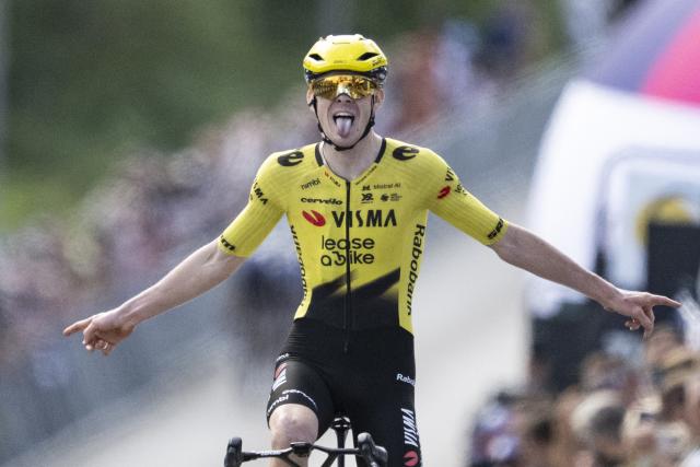 20 August 2026, Hesse, Bad Orb: French cyclist Louis Barre celebrates winning stage one (216.30 km) of the 2026 Tour of Germany cycling race in Bad Orb. Photo: Marijan Murat/dpa