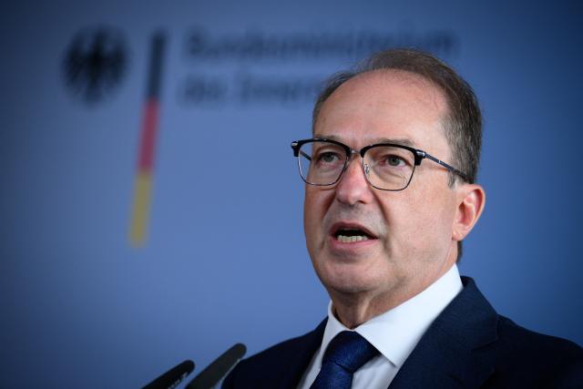 21 August 2026, Berlin: Alexander Dobrindt, German Minister of the Interior, speaks during a press conference about the investigation following the discovery of weapons. Last year, German security authorities discovered a cache containing two handguns near Berlin. Photo: Bernd von Jutrczenka/dpa