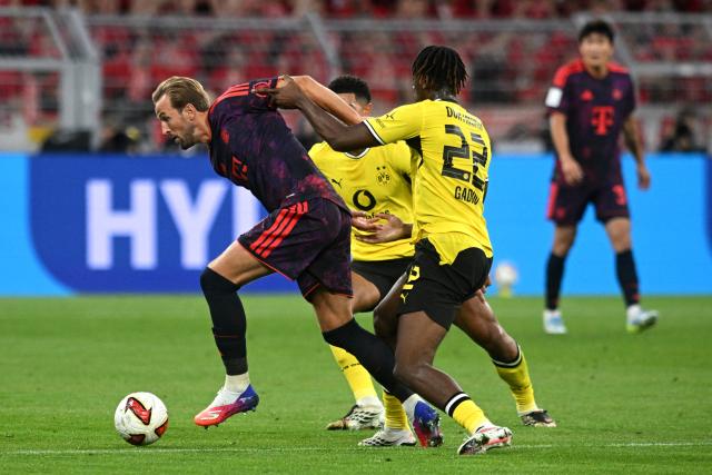 22 August 2026, Dortmund: Bayern Munich's Harry Kane in action during the German Franz Beckenbauer Supercup soccer match between Borussia Dortmund and FC Bayern Munich at the Signal Iduna Park. Photo: Bernd Thissen/dpa - IMPORTANT NOTICE: Bundesliga and DFB regulations prohibit any use of photographs as image sequences and/or quasi-video.