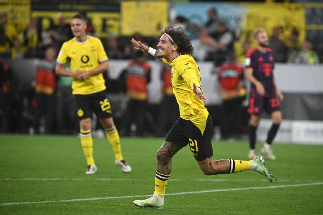 22 August 2026, Dortmund: Borussia Dortmund's Fabio Silva  celebrates scoring his side's first goal during the German Franz Beckenbauer Supercup soccer match between Borussia Dortmund and FC Bayern Munich at the Signal Iduna Park. Photo: Bernd Thissen/dpa - IMPORTANT NOTICE: Bundesliga and DFB regulations prohibit any use of photographs as image sequences and/or quasi-video.
