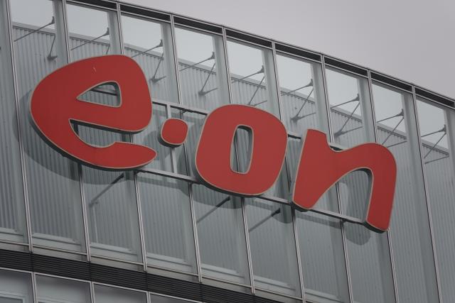 FILED - 04 November 2021, North Rhine-Westphalia, Essen: FILE PHOTO - The logo of the energy company E.on is pictured on the facade of the company headquarters in Essen. Photo: Mona Wenisch/dpa