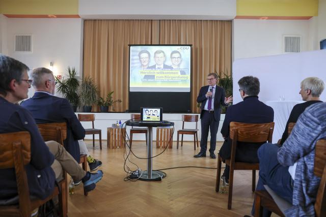 26 August 2026, Saxony-Anhalt, Dessau-Rosslau: German Minister of Foreign Affairs Johann Wadephul speaks at the public forum "Foreign Policy from a Single Source" in Dessau-Rosslau. Photo: Jan Woitas/dpa