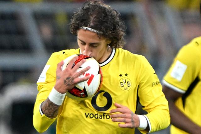 FILED - 22 August 2026, North Rhine-Westphalia, Dortmund: FILE PHOTO - Borussia Dortmund's Fabio Silva celebrates his goal during the Franz Beckenbauer Super Cup soccer match between Borussia Dortmund and Bayern Munich, at Signal Iduna Park. Photo: Federico Gambarini/dpa - IMPORTANT NOTE: In accordance with the regulations of the Bundesliga and the DFB (German Football Association), it is prohibited to use or allow the use of photographs taken in the stadium and/or during the game in the form of sequential images and/or video-like photo series.