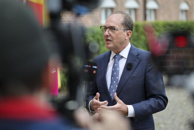 28 August 2026, Schleswig-Holstein, Flensburg: Alexander Dobrindt German Minister of the Interior, delivered a statement in front of the Mürwik Naval Academy before the start of the Baltic Security Conference. Dobrindt announced talks with his counterparts from the countries bordering the Baltic Sea regarding a rapid-response task force to counter hybrid threats in the Baltic Sea region. Photo: Christian Charisius/dpa