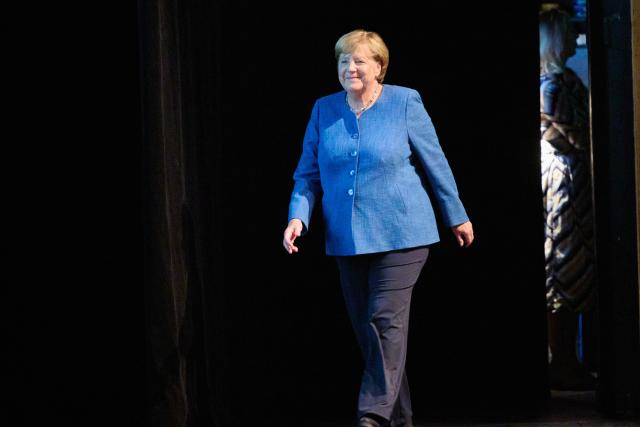 29 August 2026, Berlin: Former German Chancellor Angela Merkel arrives for a discussion with Saba-Nur Cheema, political scientist, journalist, and advisor to the federal government on Islamophobia, and Meron Mendel, an Israeli-German educator, journalist, professor, and director of the Anne Frank Educational Center, at the Haus der Berliner Festspiele. The discussion is part of the "Reflexe & Reflexionen" theme days organized by the Berliner Festspiele. Photo: Annette Riedl/dpa