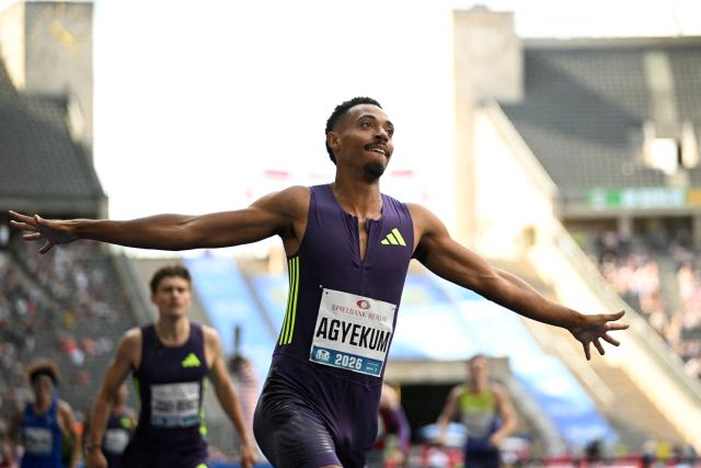 30 August 2026, Berlin: Germany's Emil Agyekum celebrates after competing in the Men's 400-meter hurdles race during the International Stadium Festival (ISTAF) Berlin athletic meeting at the Olympic Stadium. Photo: Elisa Schu/dpa